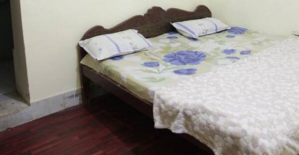 Hotel Hill Top, Pushkar 3